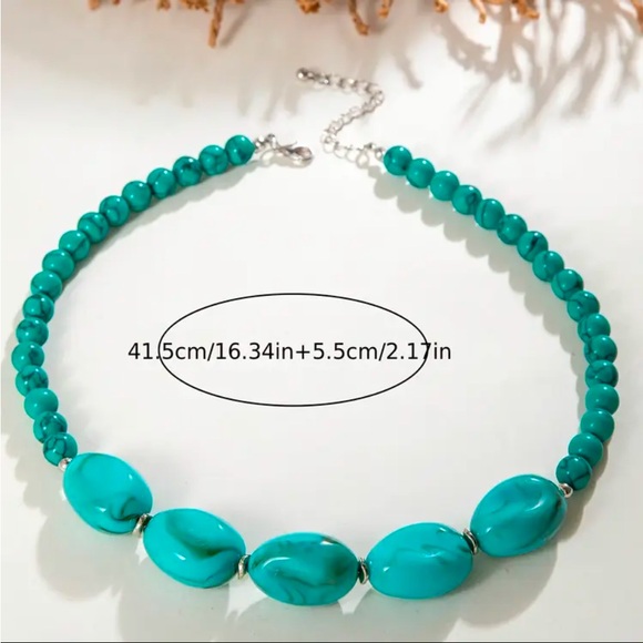 Elegant Blue Beaded Necklace - Picture 3 of 6